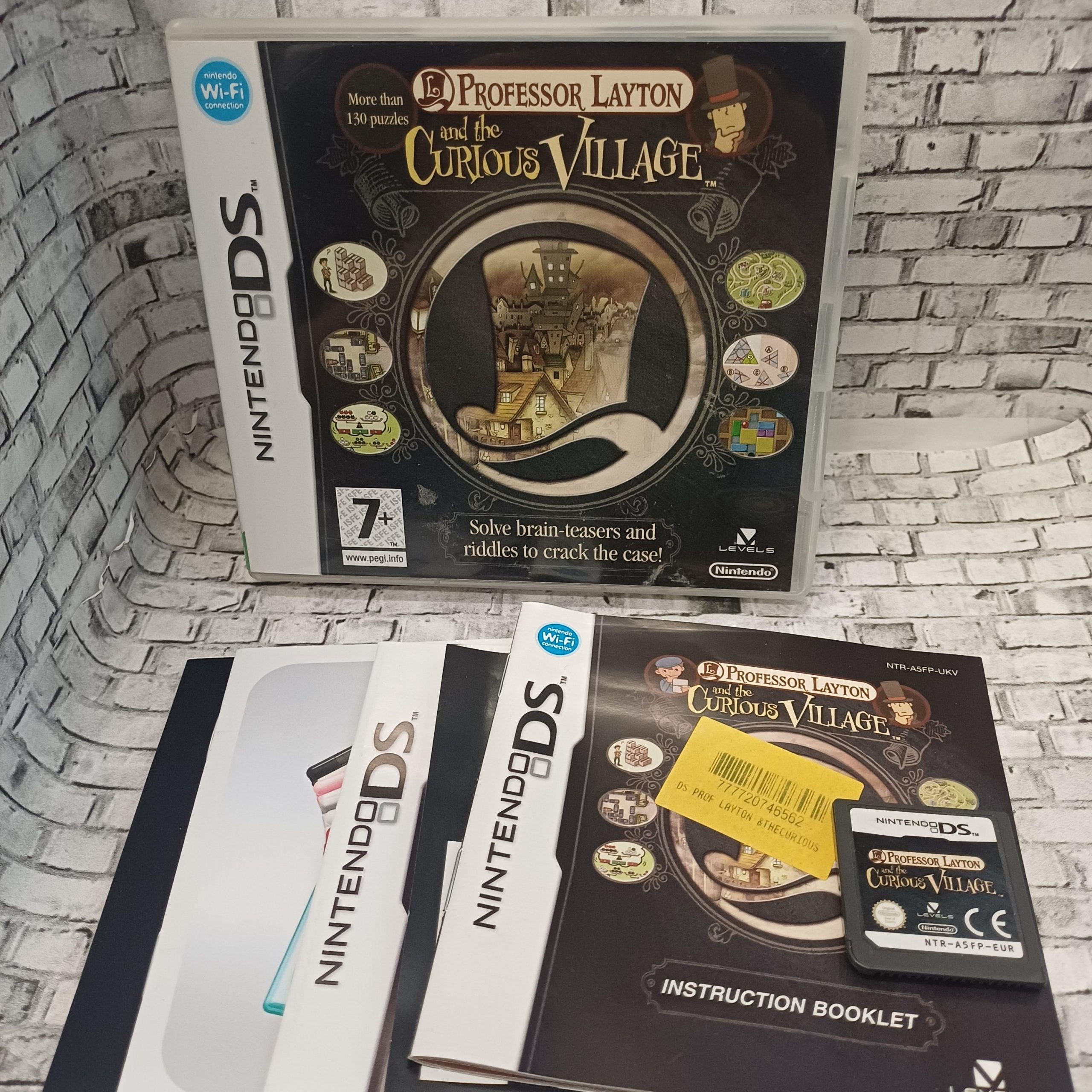 Professor Layton & Curious Village käytetty (DS) CIB