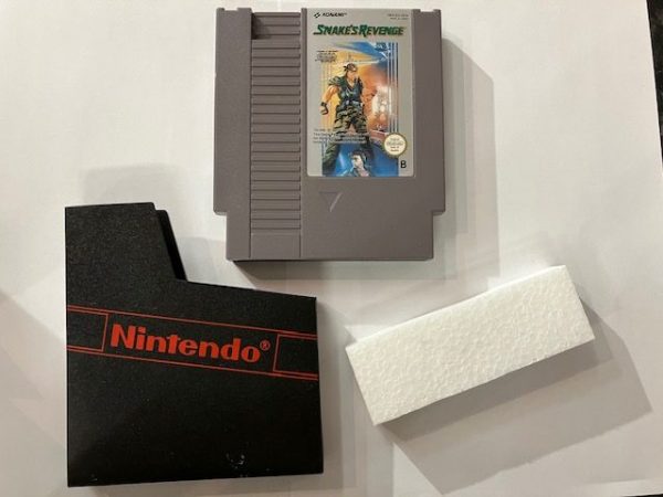 Snake's Revenge SCN (NES) Boxed - Image 3