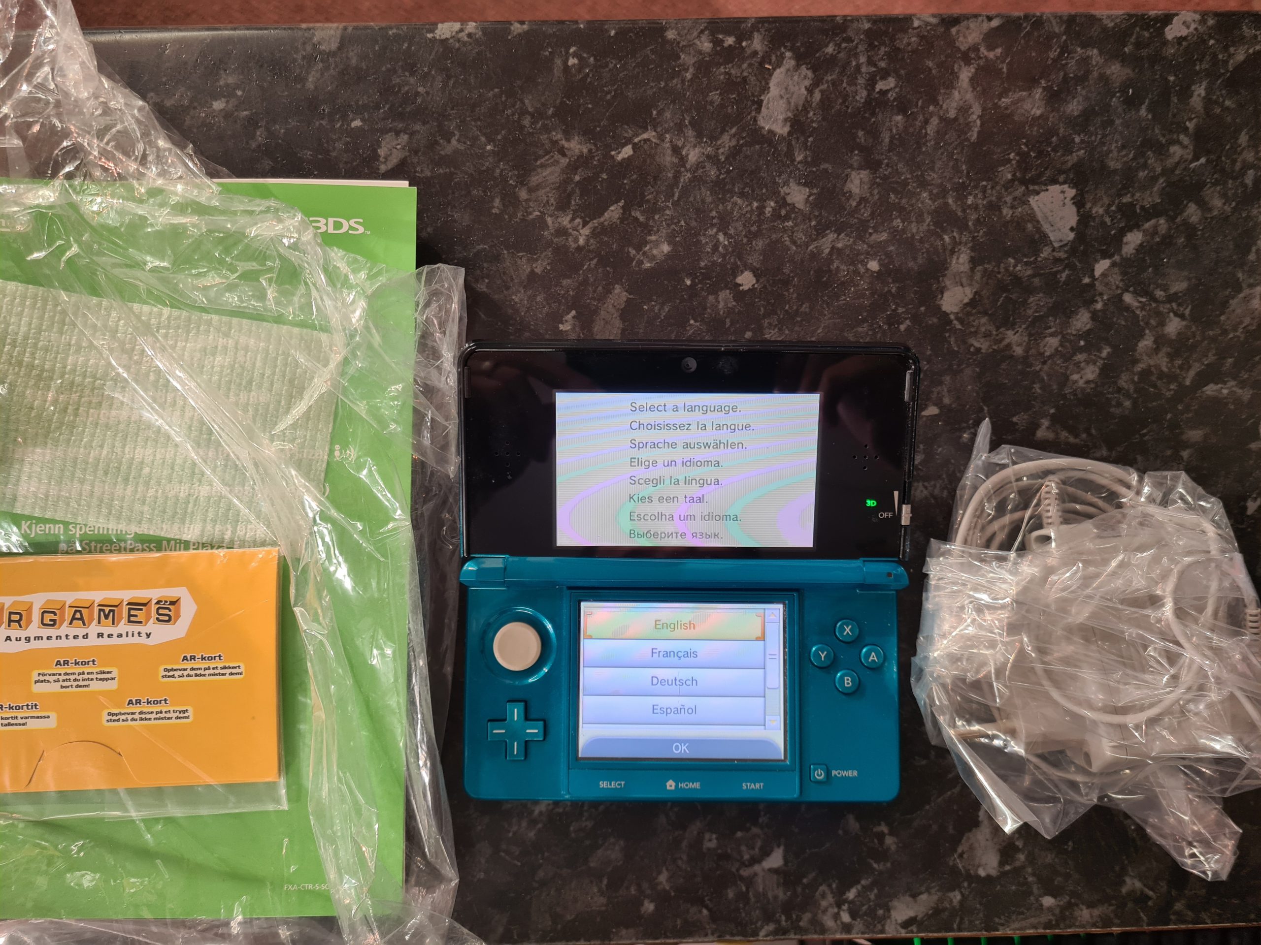 Nintendo 3DS Aqua Blue Konsoli käytetty CIB - Image 2