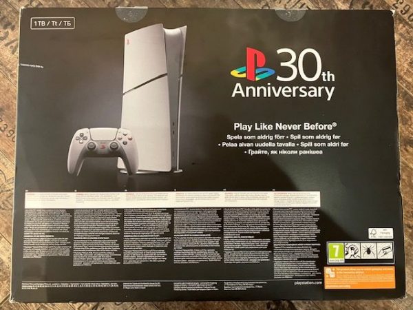 PlayStation 5 Digital 30th Anniversary Bundle käytetty (PS5) - Image 6