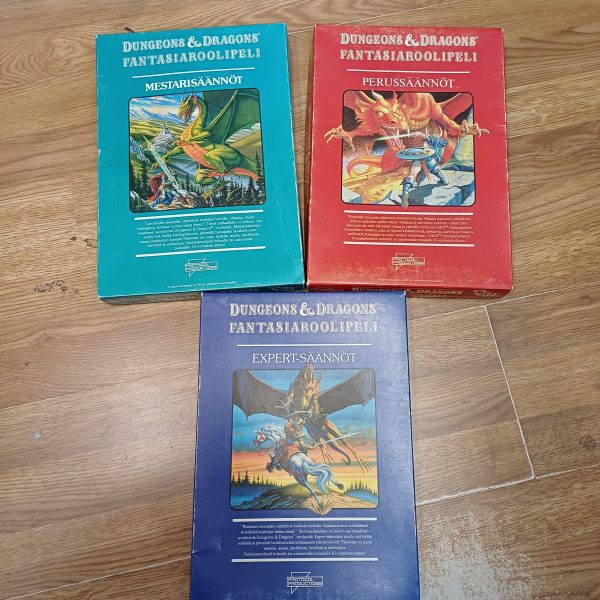 Dungeons & Dragons (D&D) Roolipeli kokoelma käytetty