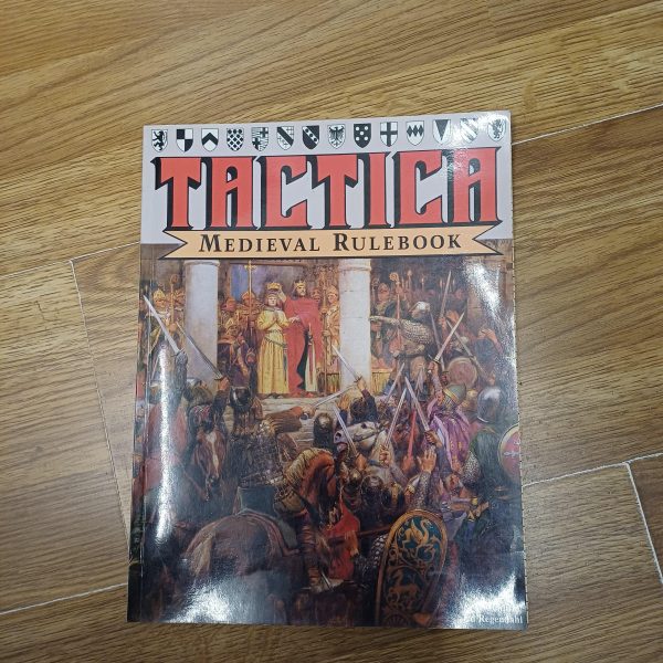 Tactica: Medieval Rulebook 1992 käytetty