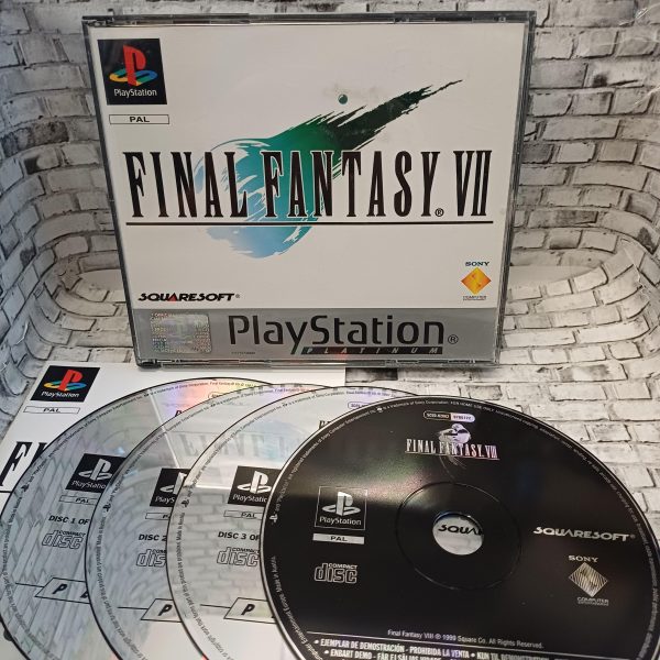 Final Fantasy VII käytetty (PS1) Platinum CIB