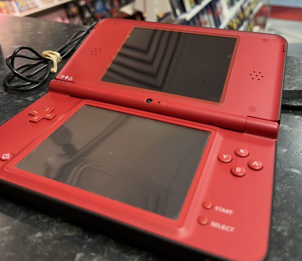 Nintendo DSi XL Super Mario Bros. 25th Anniversary Edition käytetty (DS) Loose - Image 3
