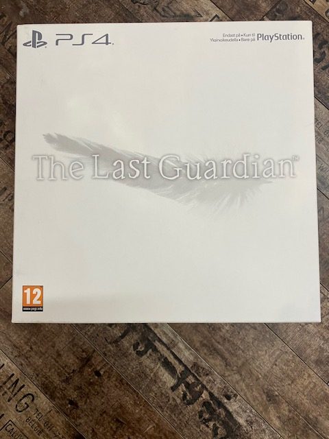 The Last Guardian Collector's Edition käytetty (PS4) CIB