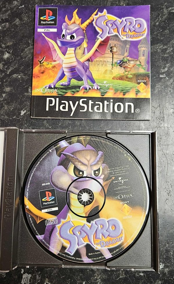 Spyro the Dragon käytetty (PS1) Black Label CIB - Image 3