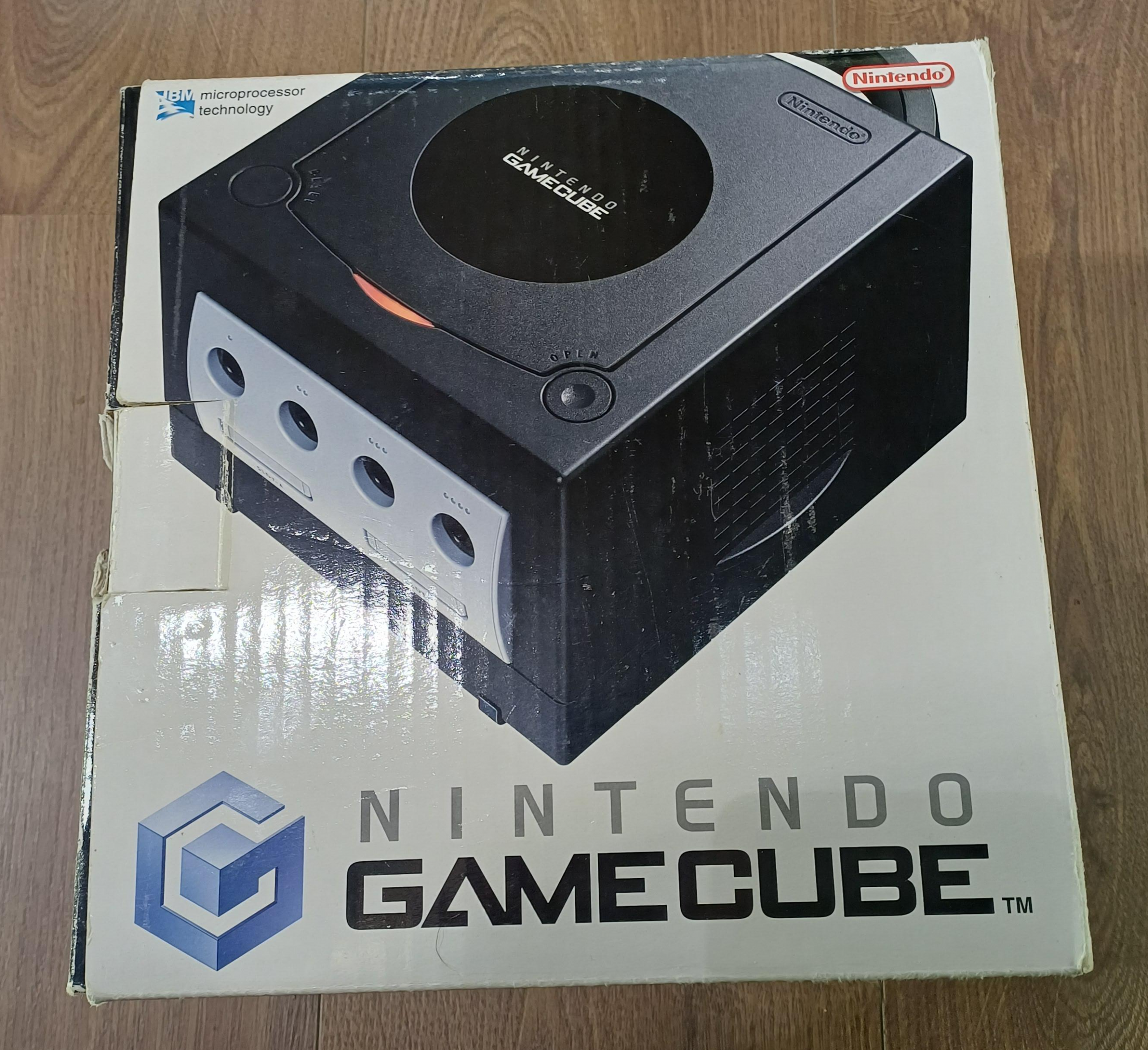 Nintendo GameCube Musta konsoli käytetty "CIB"