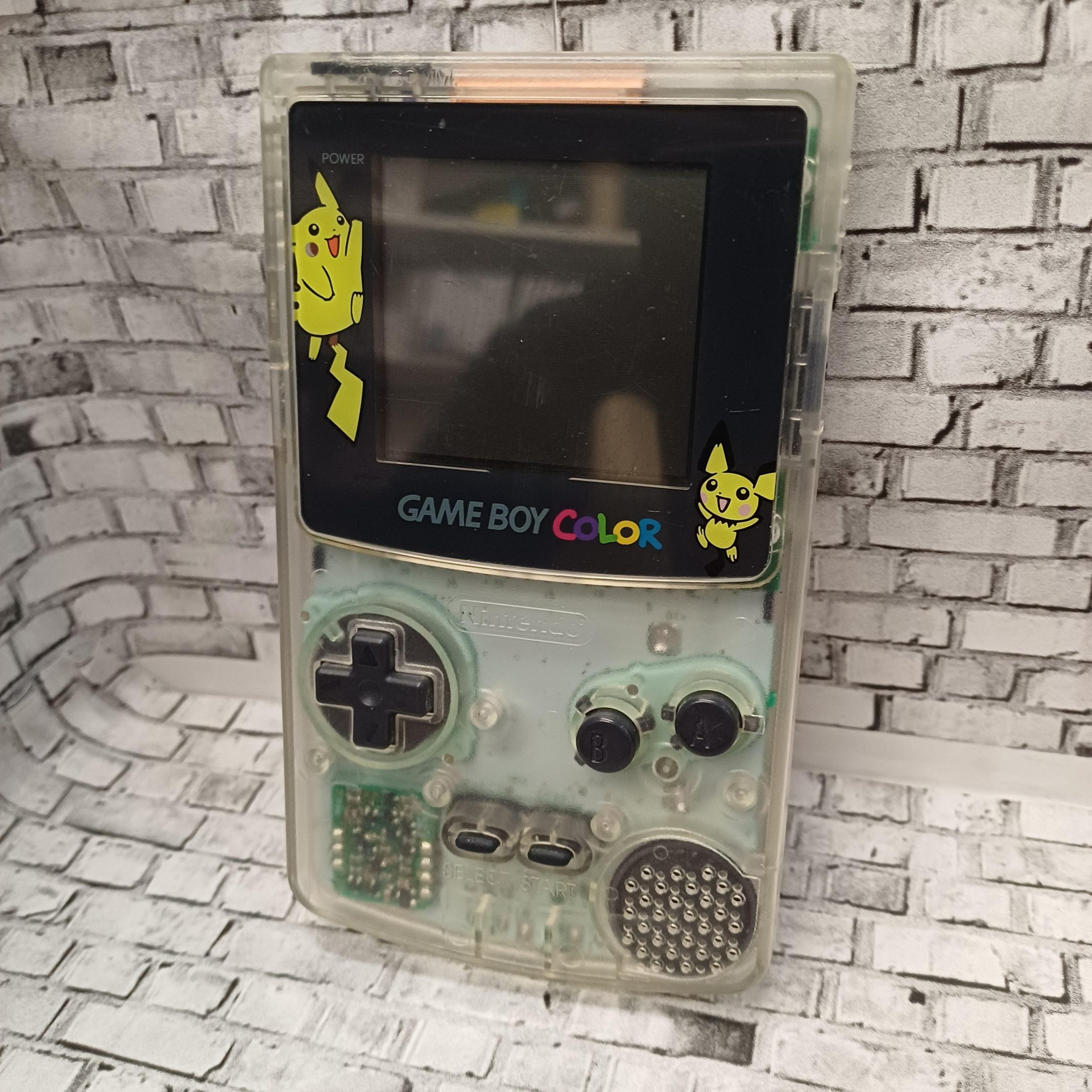 Game Boy Color Clear Pikachu paneelilla käytetty (GBC) JPN Loose