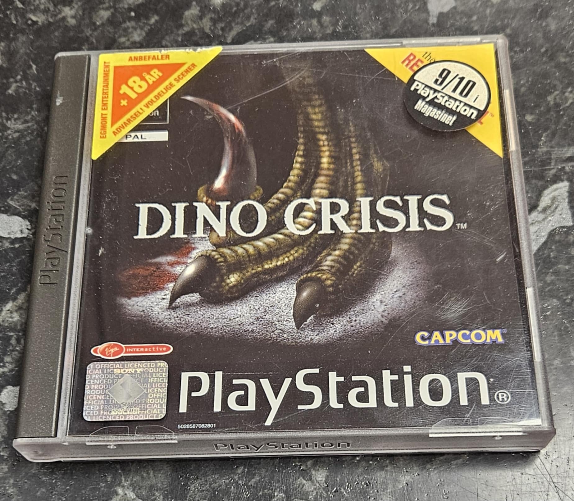 Dino Crisis käytetty (PS1) Black Label CIB