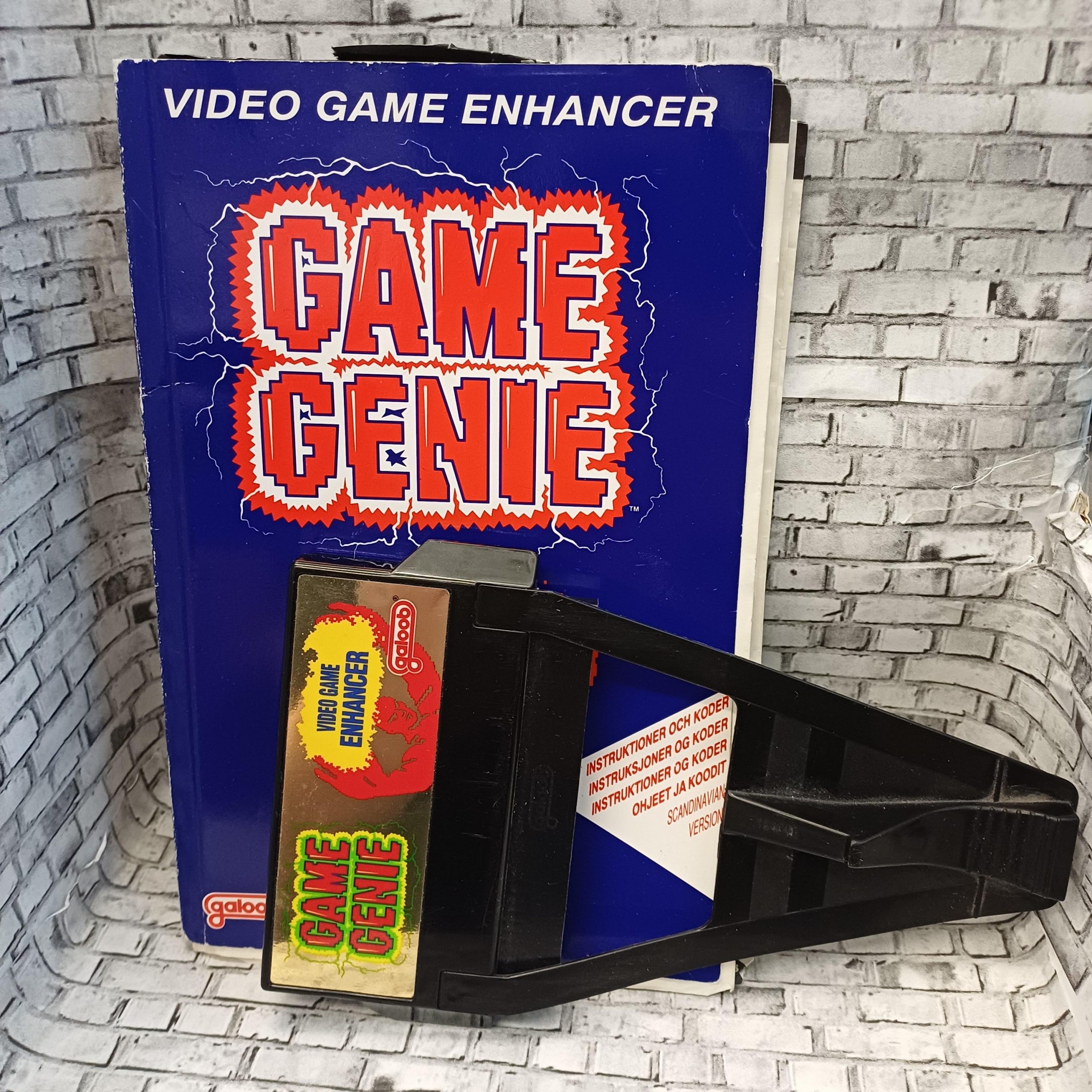 Game Genie käytetty (NES) Loose + Koodivihko