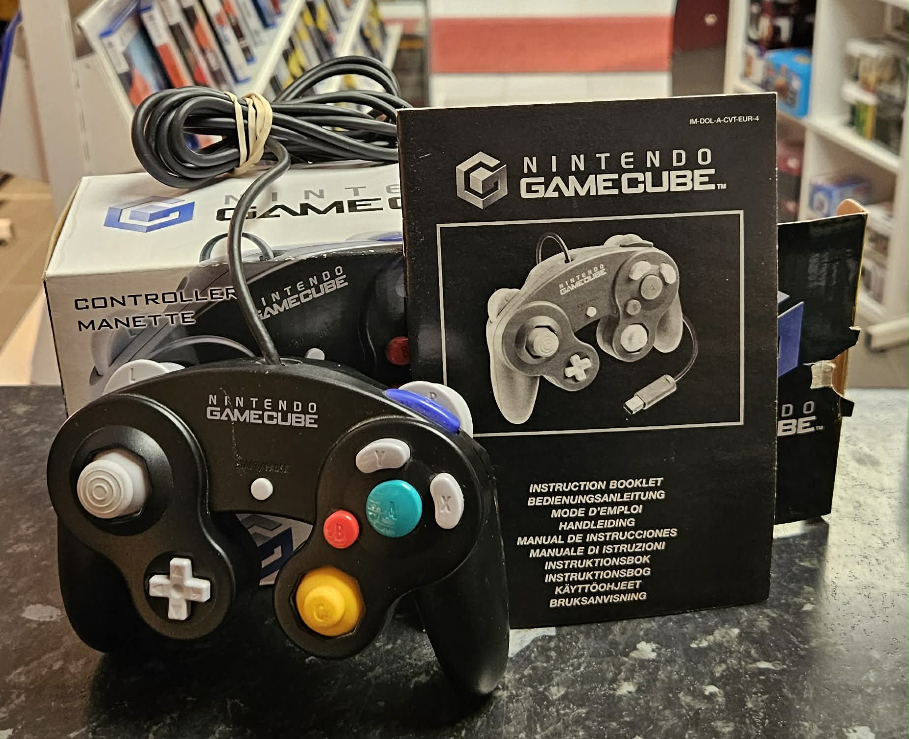Nintendo Gamecube Musta ohjain käytetty (GC) "CIB" - Image 3