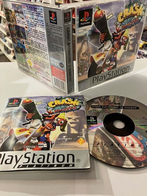Crash Bandicoot 3: Warped käytetty (PS1) Platinum CIB - Image 2